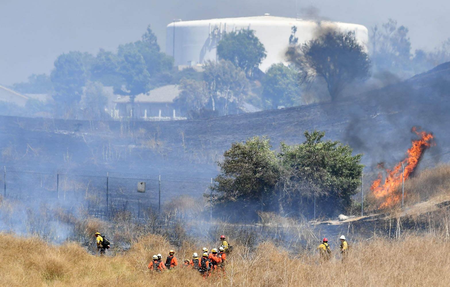 Brush fire burns 110 acres in Chino Hills; road closures in place